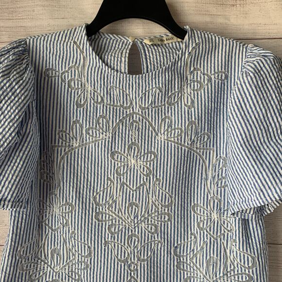 Zara Blue White Striped Blouse Sheer Floral Cutout Details Puff Sleeves Size S - Picture 2 of 16